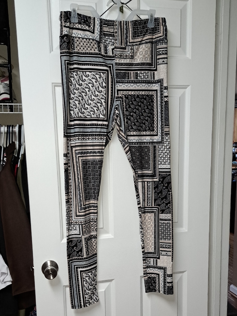 Printed Black, White, & Tan Leggings - Versatile Women's Leggings